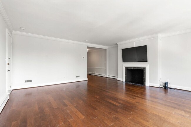 Building Photo - 271 Beacon St