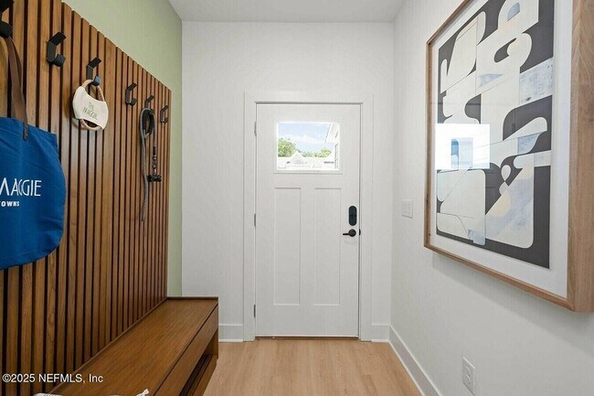 Building Photo - 3730 Dupont Ave