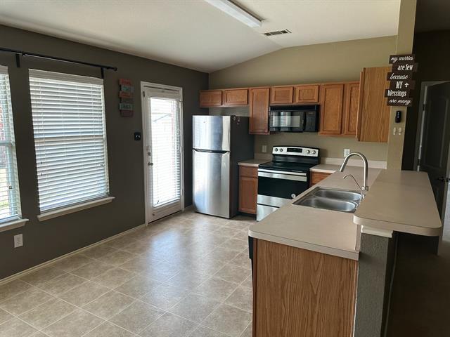 Building Photo - 628 Partridge Dr