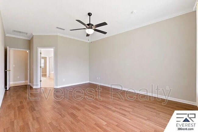 Building Photo - 47 Bassett Ln