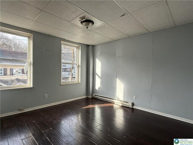 Building Photo - 81 Hunter St