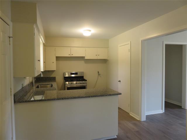 Building Photo - 604 FM 120