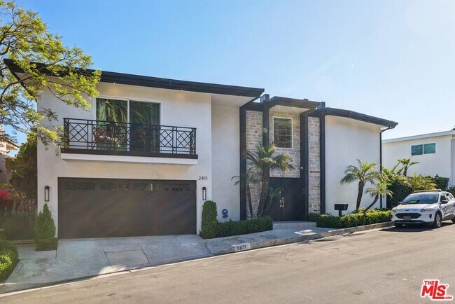 Building Photo - 2411 Mt Olympus Dr