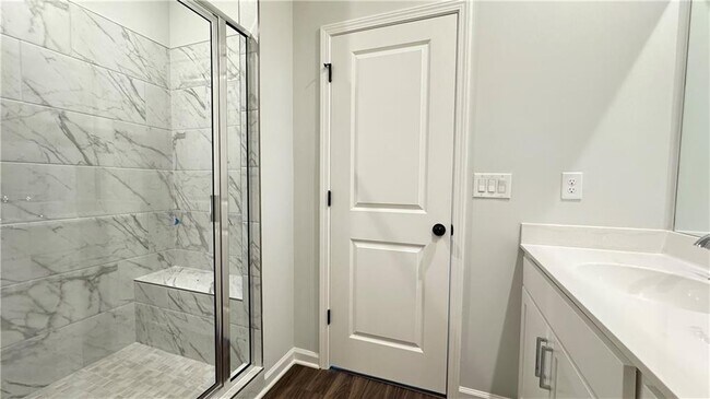 Building Photo - 1475 Creekside Cir NW