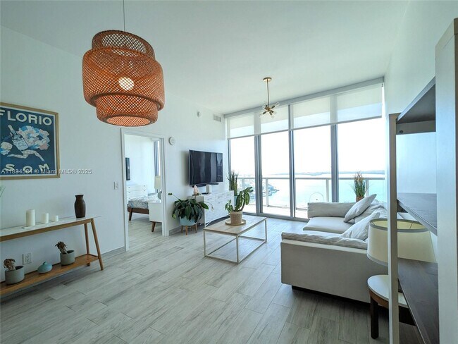 Building Photo - 888 Biscayne Blvd
