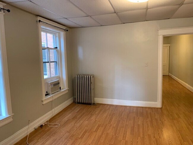 Building Photo - 1736 T St NW