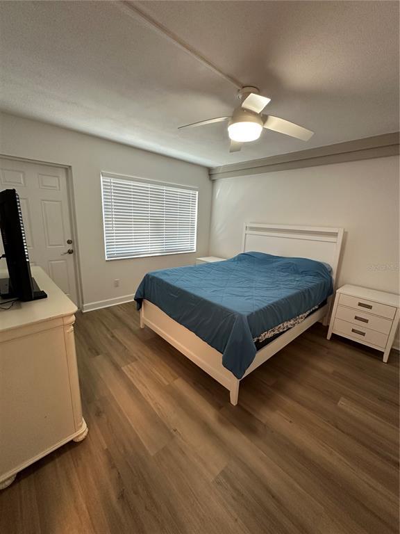 Building Photo - 4700 Cove Cir