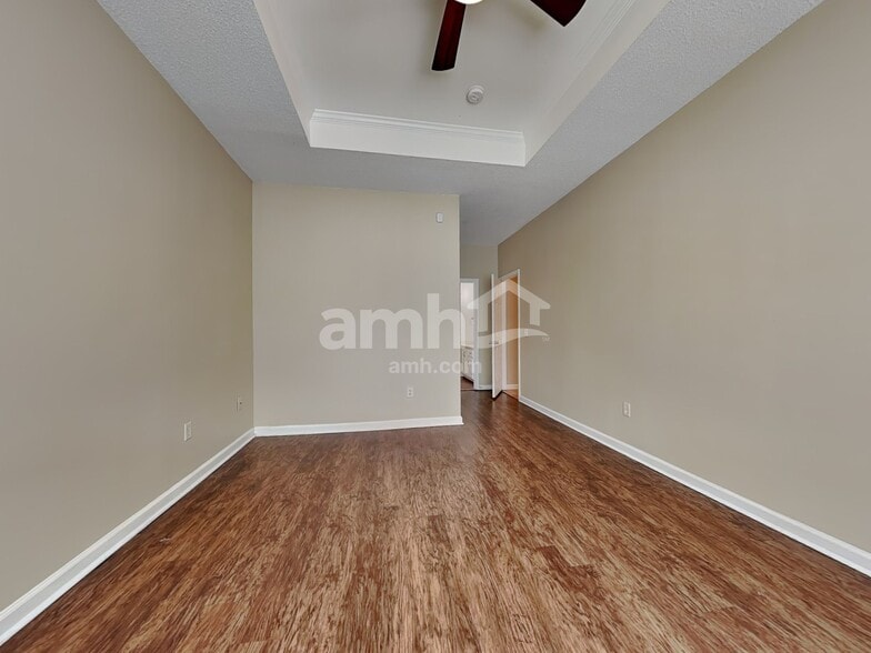 Building Photo - 171 Arbor Village Dr