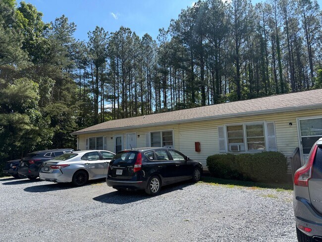 Building Photo - 78 Oak Ridge Dr