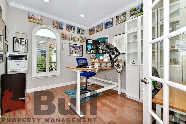 Building Photo - 8233 Canetti St