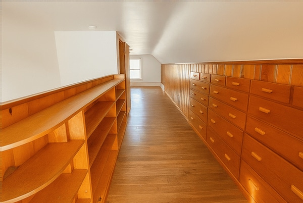 Building Photo - 208 S Hayford Ave