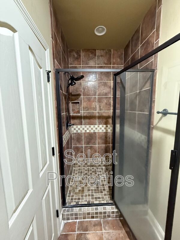 Building Photo - 2520 Granite Pointe