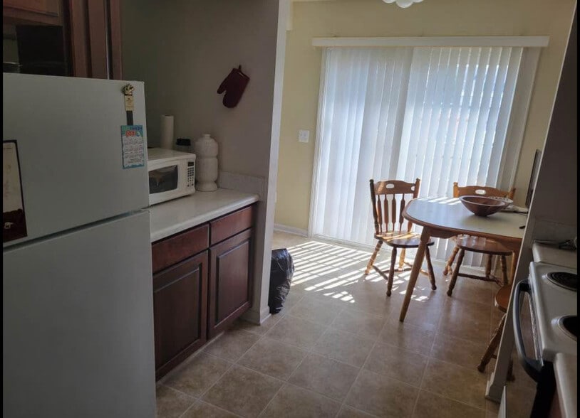 Primary Photo - 16507 Terrace Village Dr