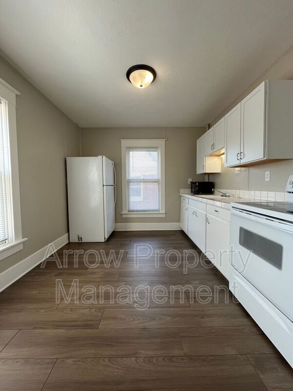 Building Photo - 1820 A St