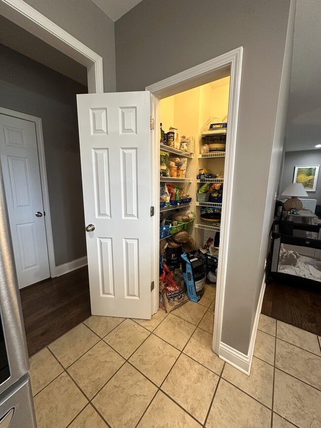 Building Photo - 2424 Calendula Rd