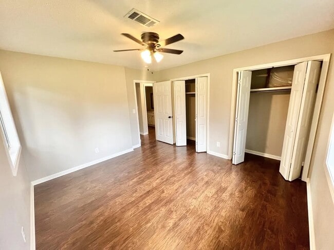 STANDARD BEDROOM - 3412 Camellia Cir