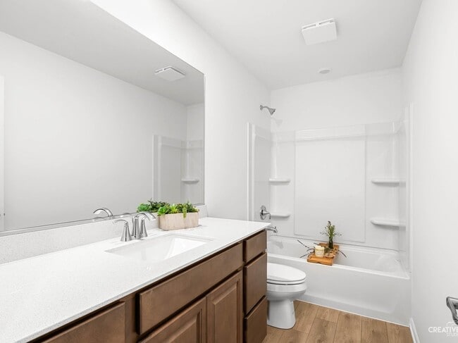 Building Photo - 14954 Dyer Ln