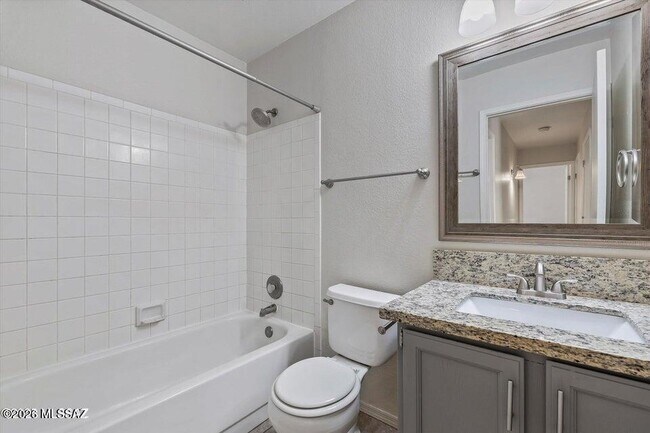 Building Photo - 8142 N Millwheel Pl
