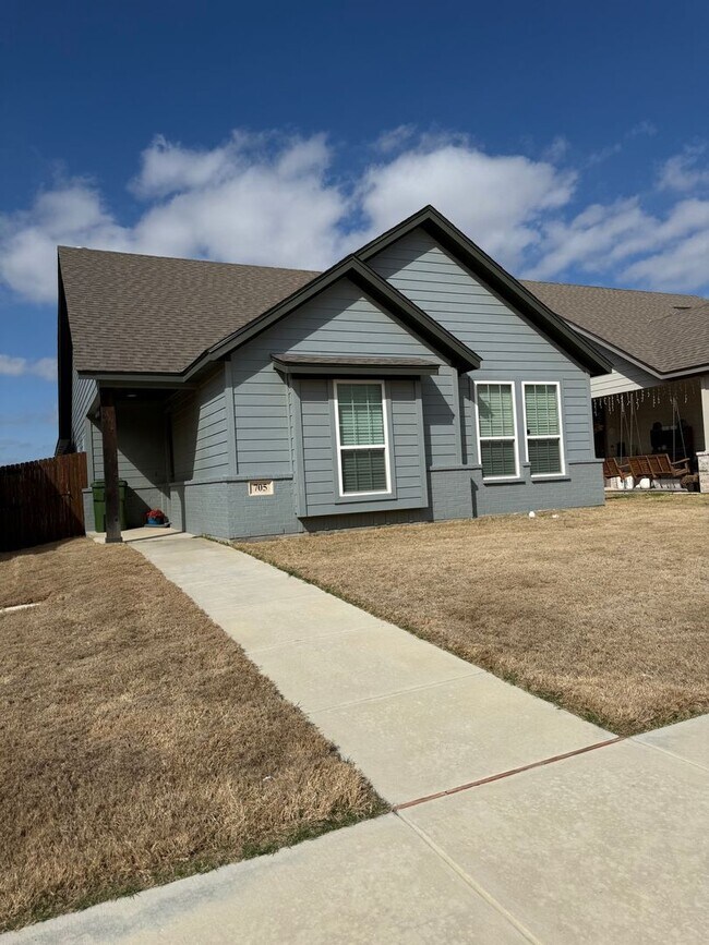 Building Photo - 3/2/2 GREAT NEIGHBORHOOD