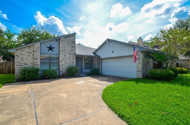 Primary Photo - 1319 Silver Morning Dr