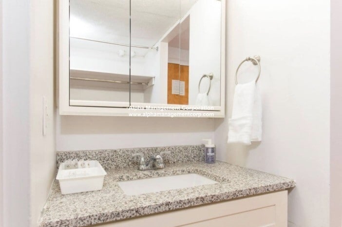 Building Photo - 1110 Commonwealth Ave