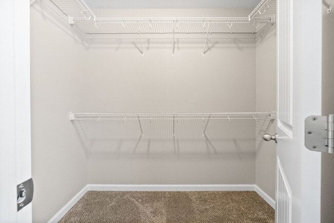 Building Photo - Just Reduced! Updated Townhome near Tennov...