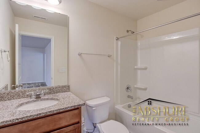 Building Photo - 2123 Water Marsh Trl