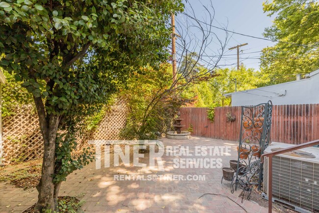 Building Photo - 3571 D St