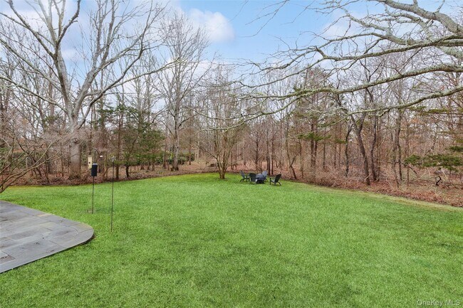 Building Photo - 110 Greenleaf Ln