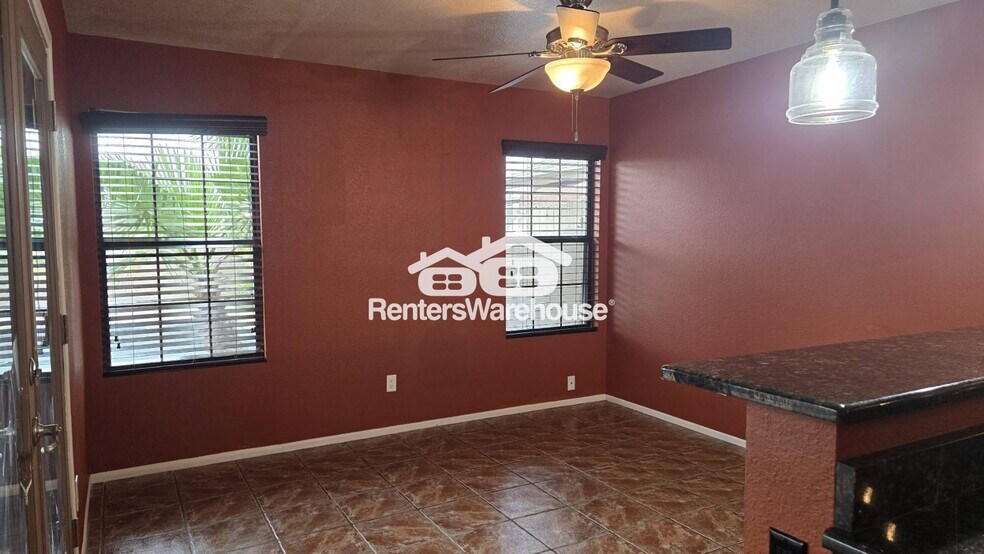 Building Photo - 3065 W Tarina Ct