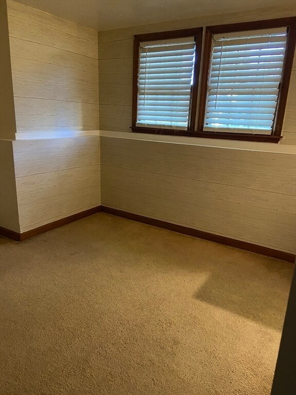 Building Photo - 6 Bristol St