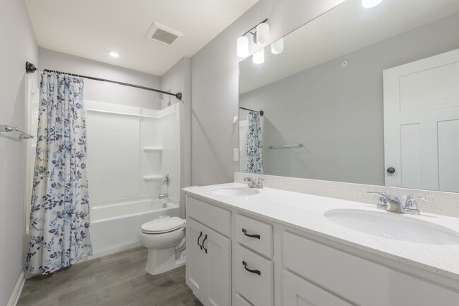 Building Photo - Awesome maple grove 5 bed 4 bath townhome! Pond views, 2 years old!