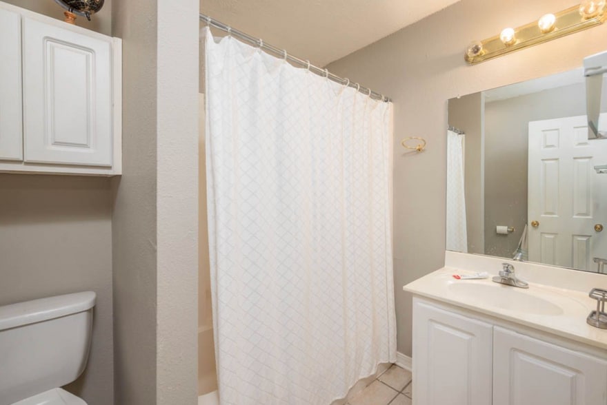 Building Photo - 41 Loch Ln