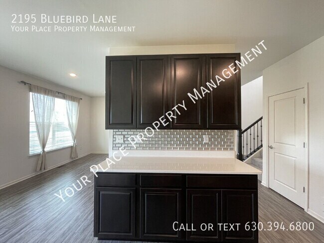 Building Photo - 2195 Bluebird Ln