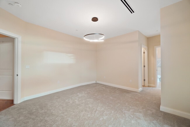 Building Photo - 1 Roebling Wy