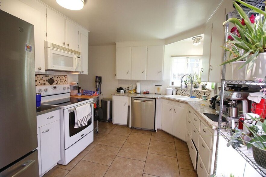 Building Photo - 3104 Barge St