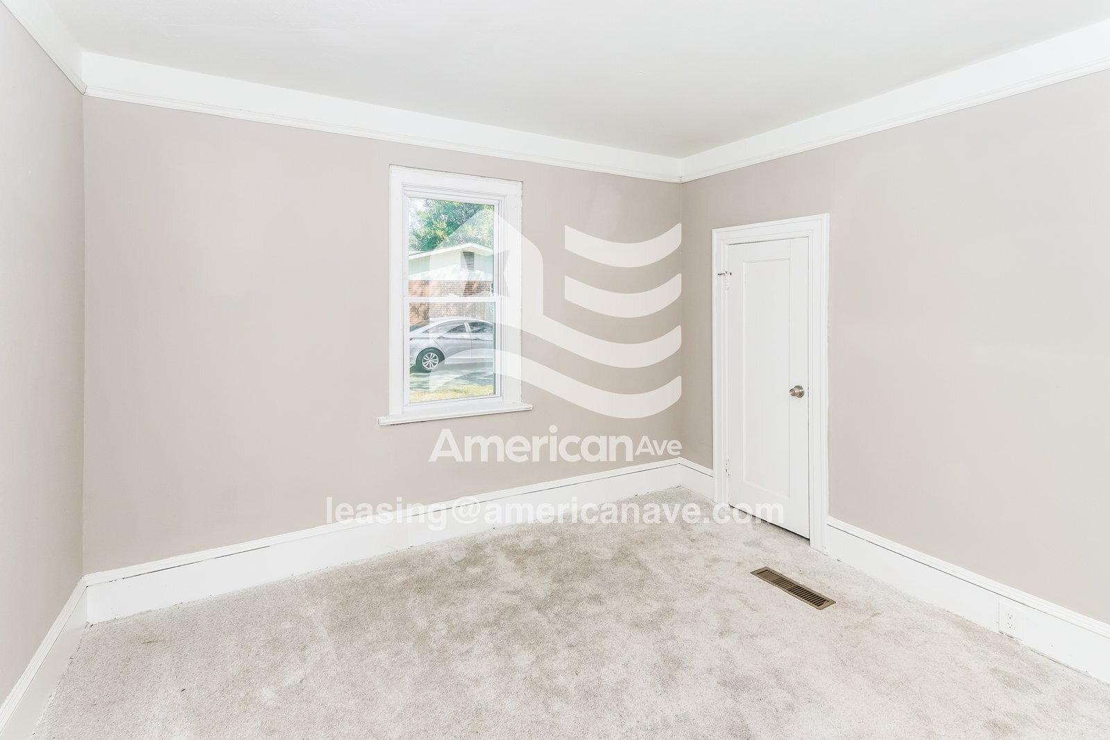 Building Photo - 870 Lynhaven Ave