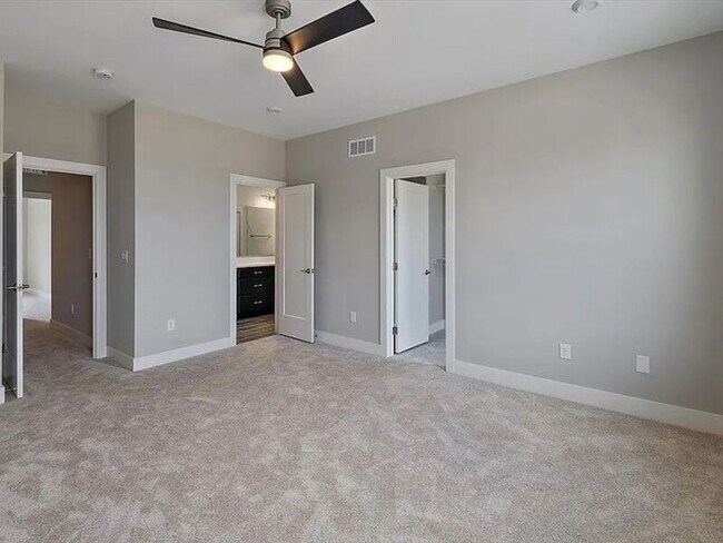 Building Photo - 7234 Otley Dr