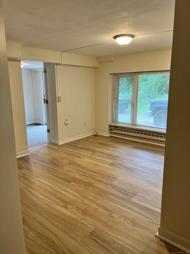 Building Photo - 38 Lanesville Rd