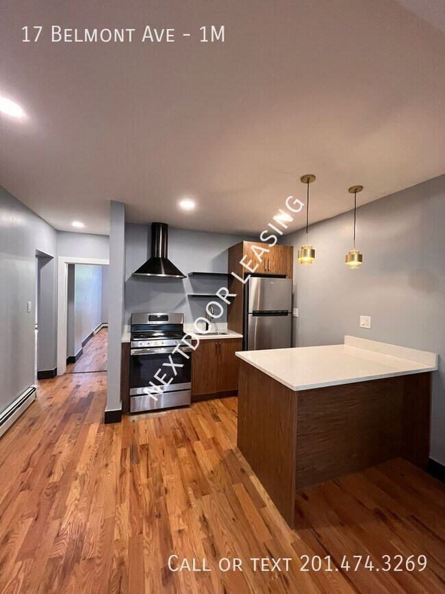 Primary Photo - 17 Belmont Ave