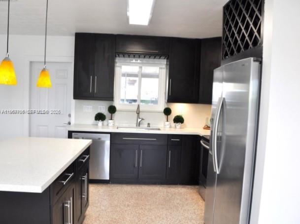 Building Photo - 2401 SW 31st Ave