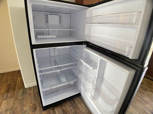 Building Photo - Remodeled Duplex unit in Metamora