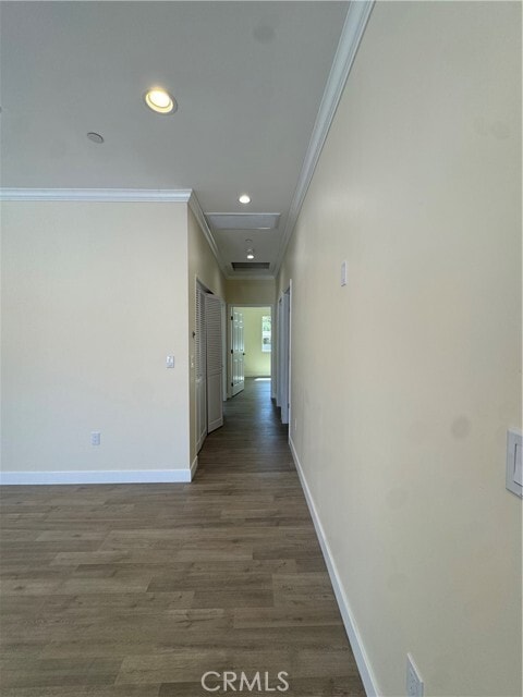 Building Photo - 10054 Barling St