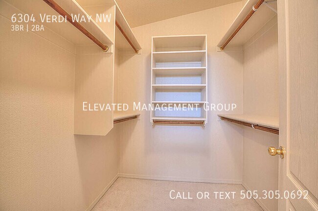 Building Photo - 6304 Verdi Way NW