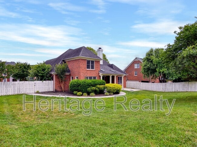 Building Photo - 1856 Greywell Rd