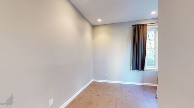 Building Photo - 2032 15th St NW
