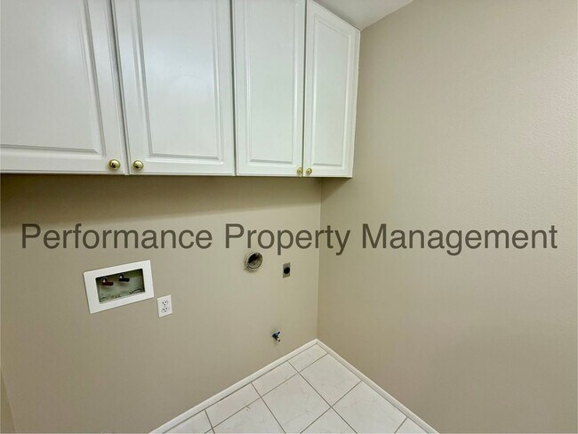 Building Photo - 1808 Talcy Way