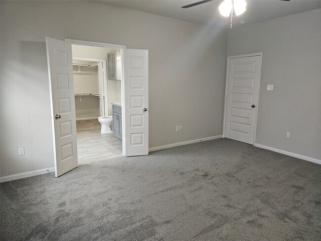 Building Photo - 4801 Wenda St