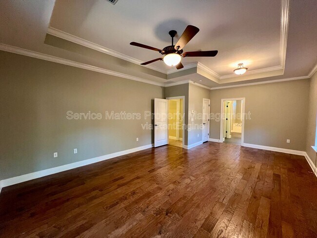 Building Photo - 2926 Greystone Dr