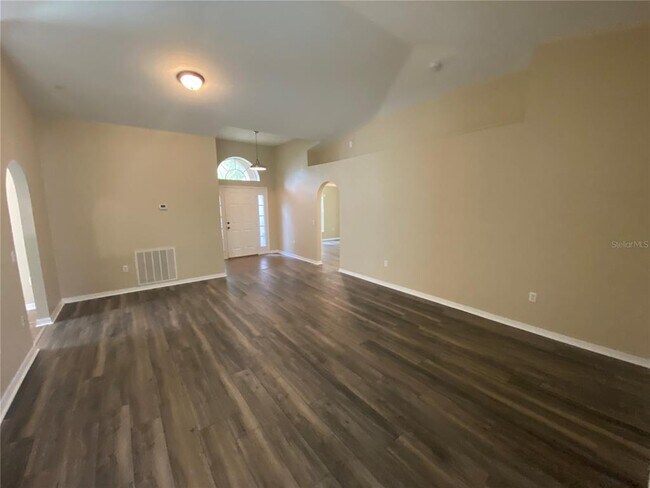 Building Photo - 2129 Aitkin Loop